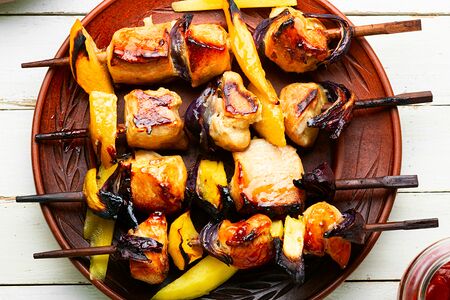 Куриный шашлык с картофелем по-деревенски