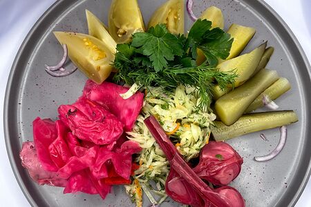 Ассорти из солений