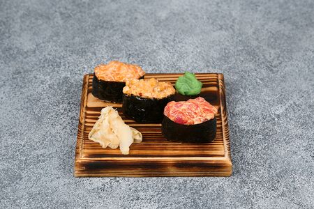 Микс Гункан