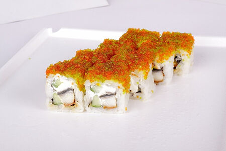 Холодный ролл Дракон маки