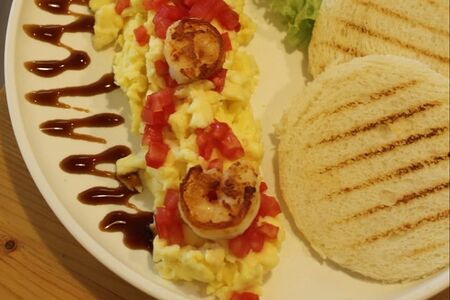 Скрэмбл с креветками