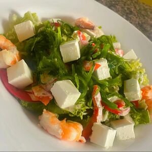 Салат с креветками