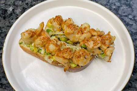 Брускетта с креветкой