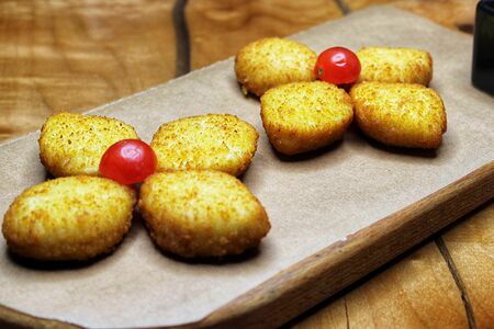 Наггетсы с фирменным соусом