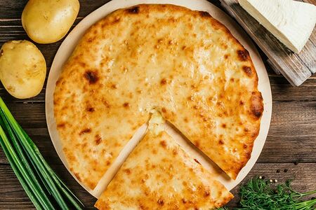 Осетинский пирог с картофелем и сыром Картофджын