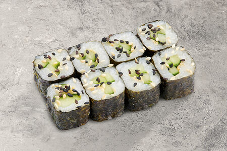 Ролл с огурцом