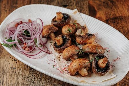 Шампиньоны на гриле