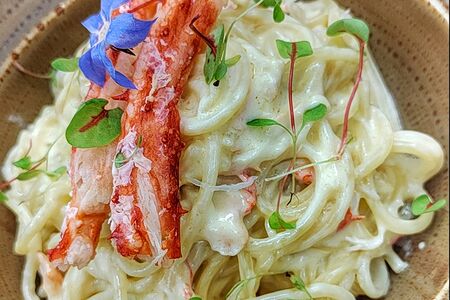 Паста с мясом краба