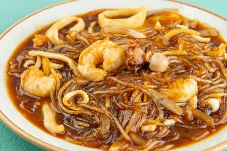 Фунчоза с морепродуктами