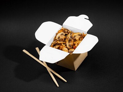 Удон с курицей и грибами