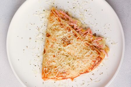 Ветчина и три сыра