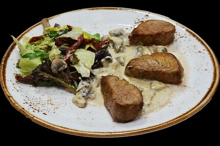 Запеченная свинная вырезка