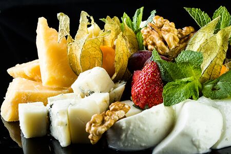 Сырная тарелка