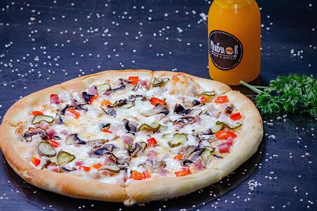 Открытая пицца Неаполитанская