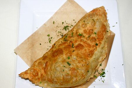 Чебурек с сыром и зеленью
