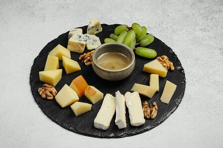 Сырное ассорти