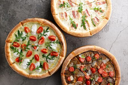 Пикантный комбо-набор Три пиццы