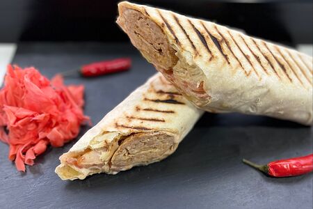 Люля-кебаб в лаваше со свининой