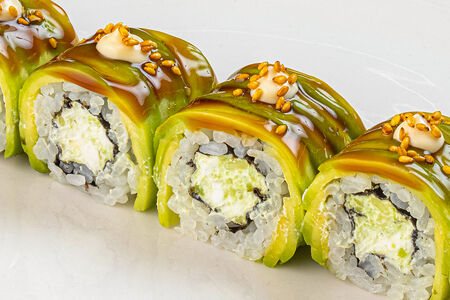 Нежный ролл с авокадо