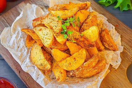 Картофельные дольки жареные