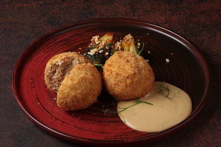 Болл из лосося