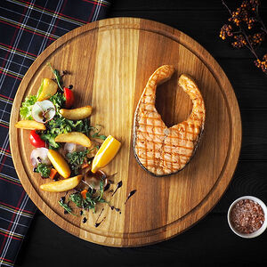 Стейк из красной рыбы