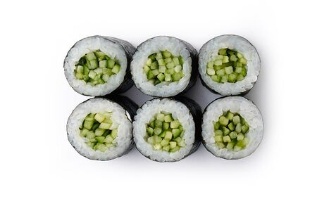 Маки-ролл с огурцом