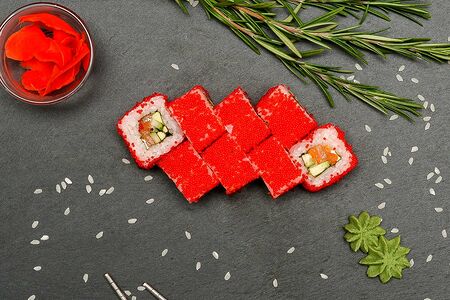 Ролл Калифорния с лососем