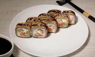 Ролл жареный с угрем и лососем