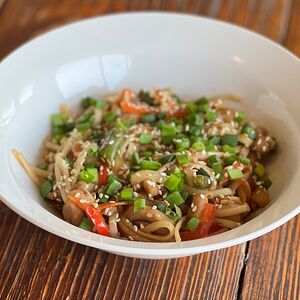 Вок с курицей