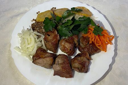 Шашлык из cвинoй шеи