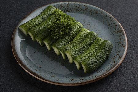 Огурцы малосольные