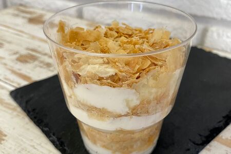 Торт Наполеон в стаканчике