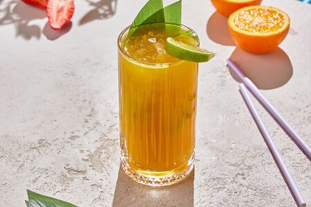 Лимонад Манго-маракуйя