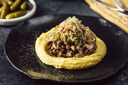 Бефстроганов с картофельным пюре