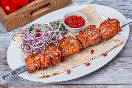 Шашлык из cвинoй шейки