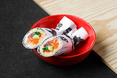 Суширито с лососем