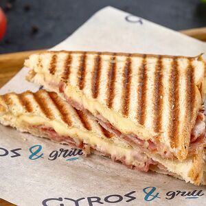 Тост с ветчиной и сыром