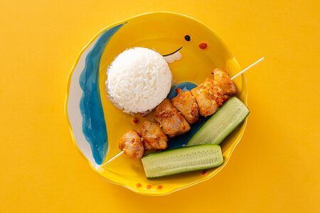 Куриный шашлычок с отварным рисом