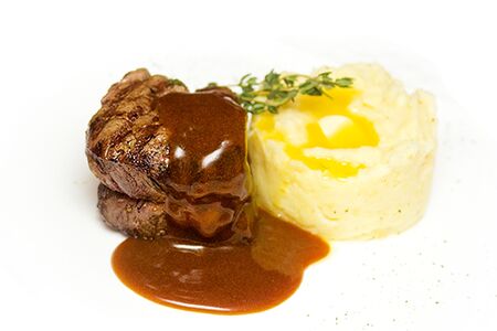 Вырезка говяжья в соусе Демиглас