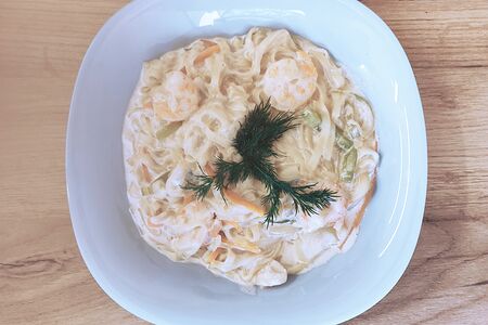 Wok c креветками