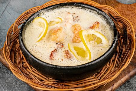 Креветки на кеци