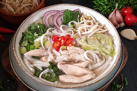 Вьетнамский суп фо с курицей