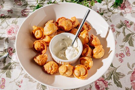 Домашние жареные пельмени