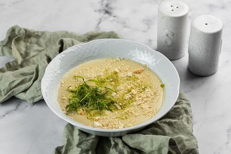 Сырный крем-суп с картофелем и тремя видами сыров