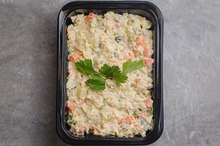 Оливье с копченой курицей