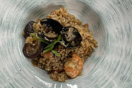 Рис с морепродуктами в соусе терияки