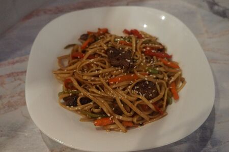 Лапша Wok c говядиной