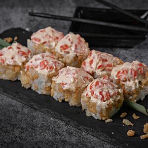 Ролл Дейнерис с лососем