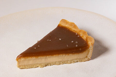 Карамельный тарт с кельтской солью